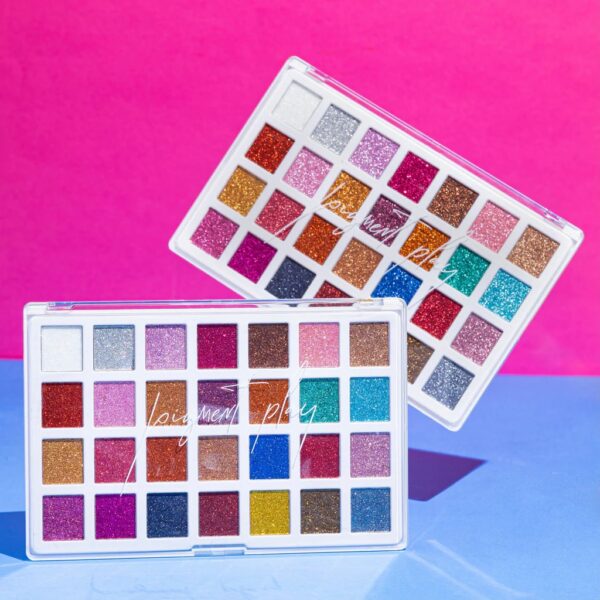 Pigment Play Rainbow Glow Max Effect Glitter 28 Color Eyeshadow Palette – One Love